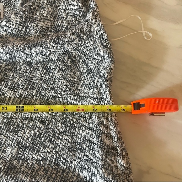 Mossimo Gray Black Marled Knit Sleeveless Waterfall Vest Size Large - Picture 6 of 6